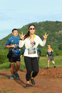 BIB: 0834, 575
                            <button type="button" onclick="openModal(5111223)" class="btn btn-primary btn-sm float-right btn-popup" data-toggle="modal" data-target=".modal-high-quality">
                        <i class="fas fa-shopping-cart"></i> Add to Cart
                    </button>
                                            <button type="button" onclick="isThisMe(5111223, true)" class="btn btn-success btn-sm float-right btn-popup btn-isme hidden" data-toggle="tooltip" data-placement="bottom" title="นี่คือรูปของคุณใช่ไหม คลิกที่นี่เพื่อเอาเข้าอัลบั้ม">
                        <i class="fas fa-plus"></i> Add to album
                    </button>
                    <button type="button" onclick="isThisMe(5111223, false)" class="btn btn-warning btn-sm float-right btn-popup btn-isnotme hidden">
                        <i class="fas fa-ban"></i> Remove from album
                    </button>